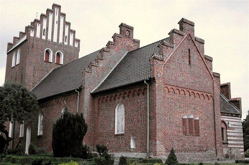 Tikøb Kirke